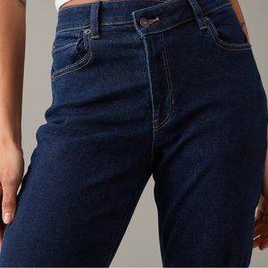 American Eagle Stretch Mom Jean